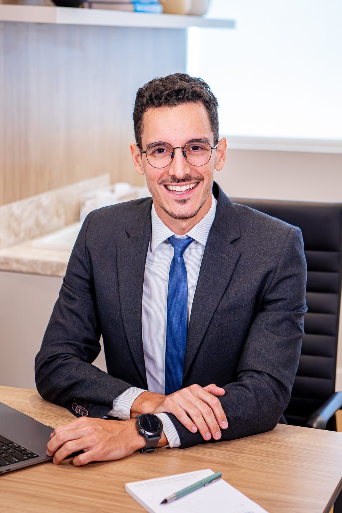 Dr. Lauro Matos em atendimento